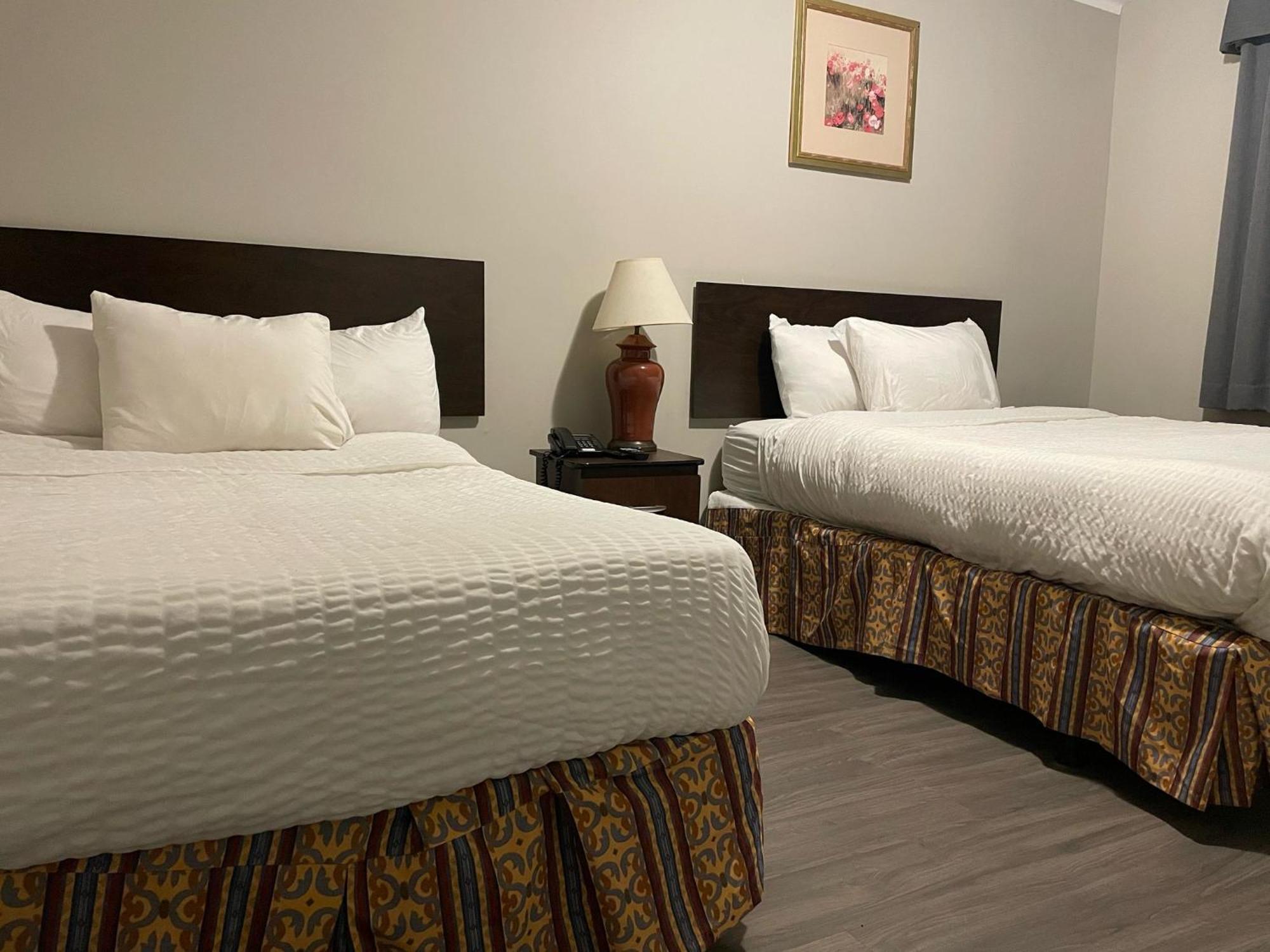 Travelodge By Wyndham London Ontario Εξωτερικό φωτογραφία
